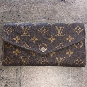 Louis Vuitton Sarah Wallet